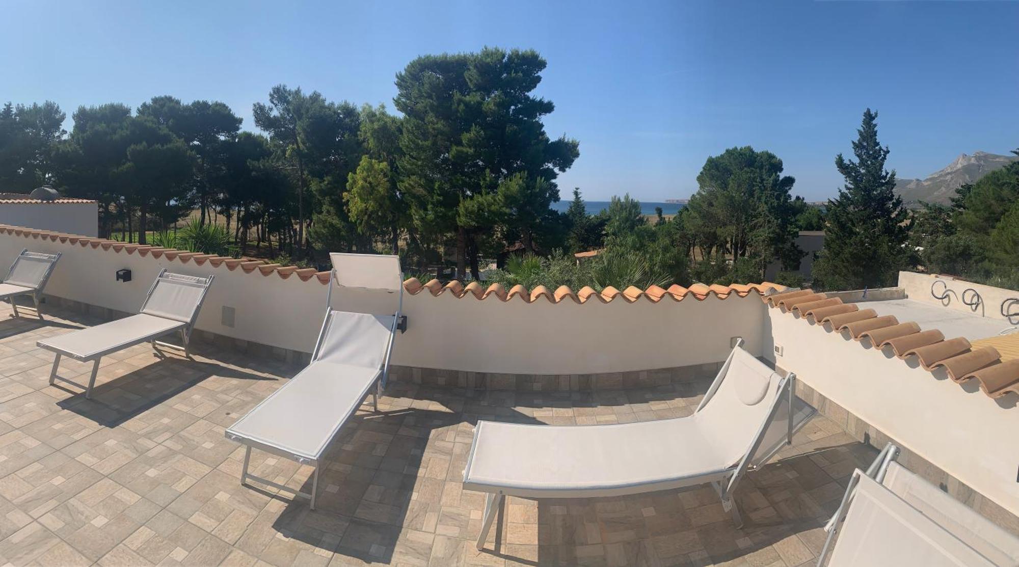 L'Oasi Una Pineta Sul Mare Custonaci Exterior foto